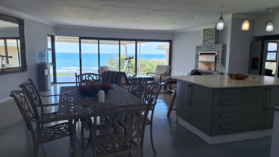 4 Bedroom Property for Sale in Gonubie Eastern Cape